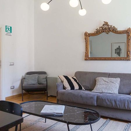 Colosseum Cosy Apartment Close To Metro Rome Luaran gambar