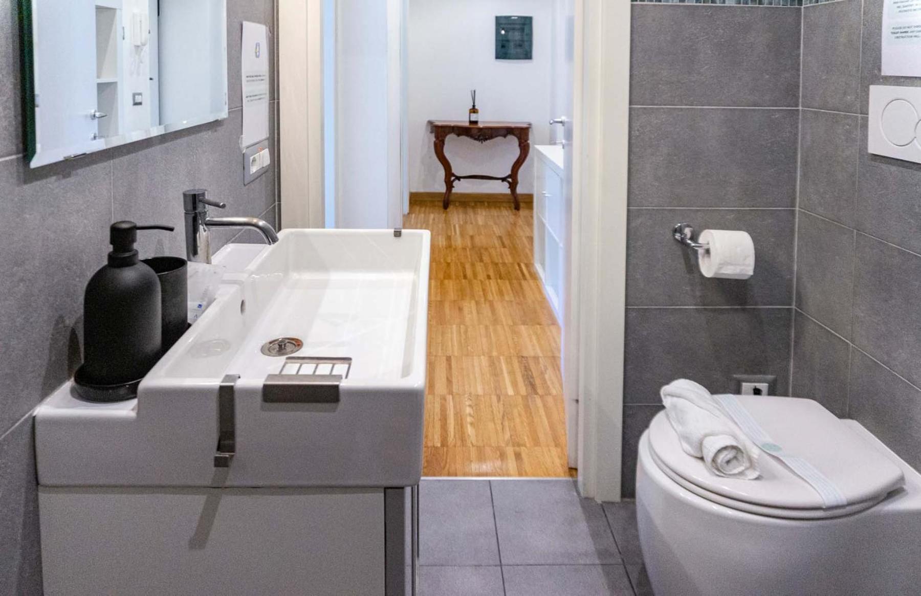 Colosseum Cosy Apartment Close To Metro Rome Luaran gambar